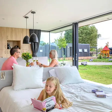 Buiten Pekelinge - Panorama Lodge-3